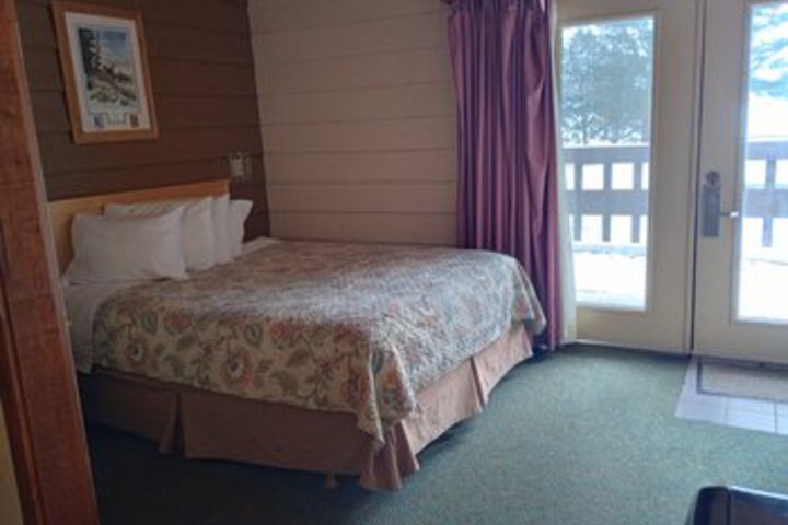 Room 136 of 140