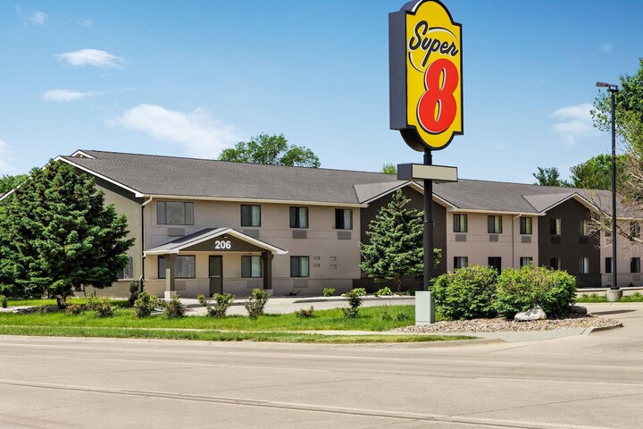 Super 8 by Wyndham Ankeny / Des Moines Area