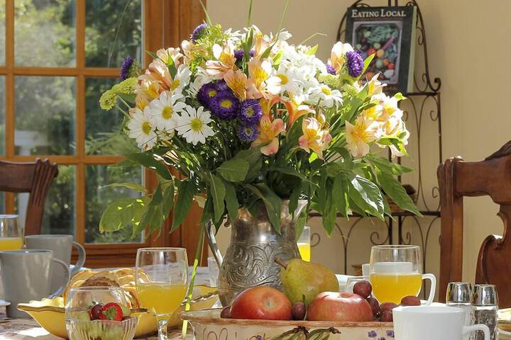 Breakfast/Coffee Service 57 of 72