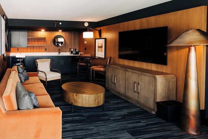 The Trail Hotel