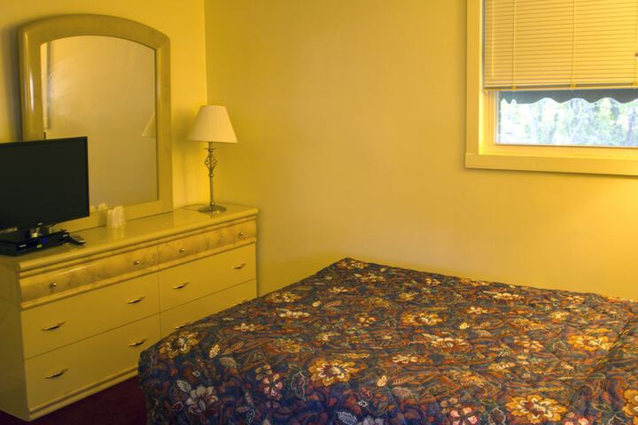 Room 18 of 35