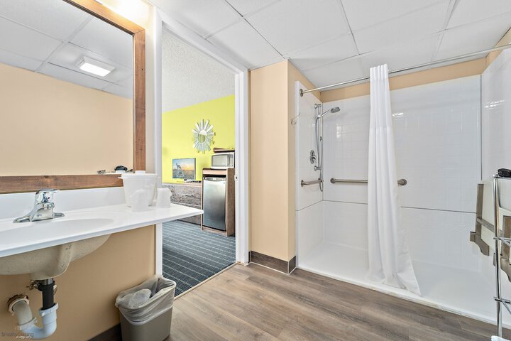 Room 19 of 23