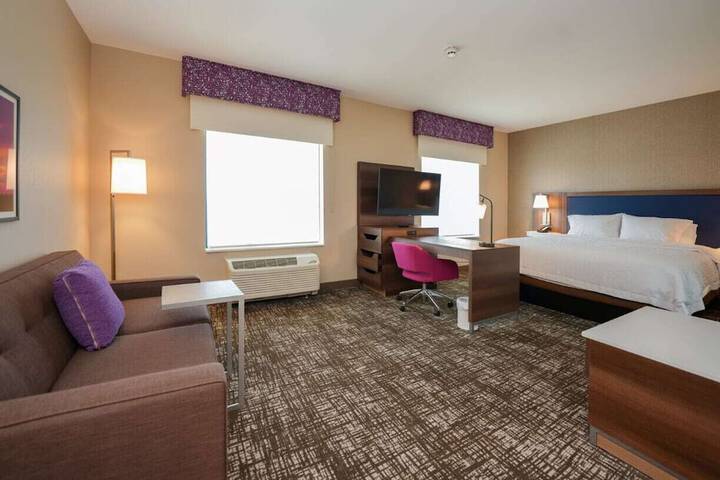 Room 44 of 62