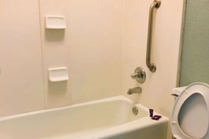 Room 20 of 53