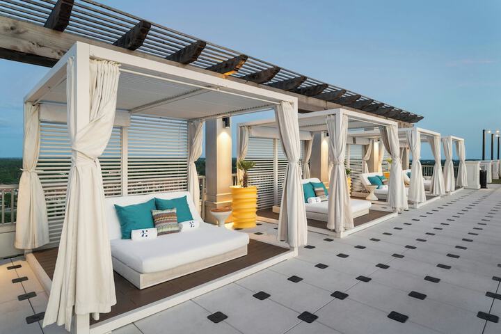 Hotel Effie Sandestin Autograph Collection