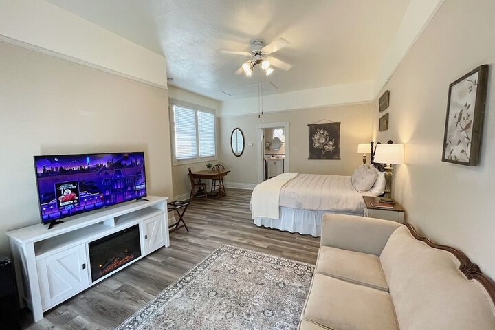 Room 74 of 150