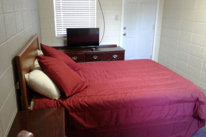 Dighton Inn