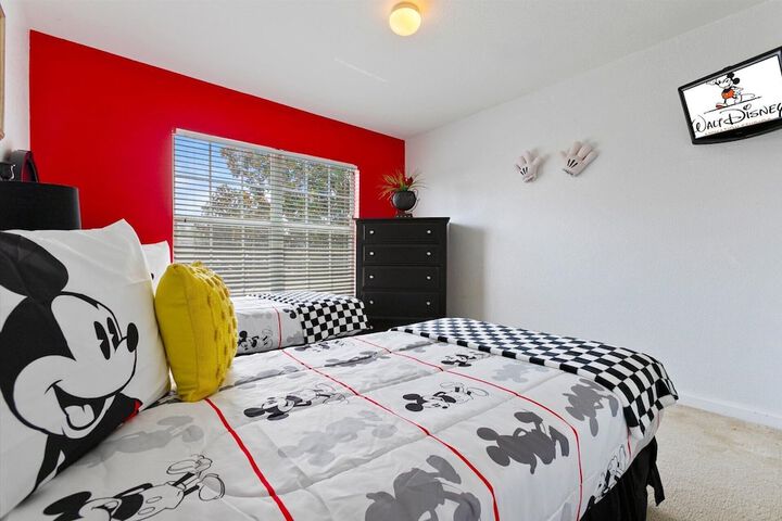 Room 22 of 49