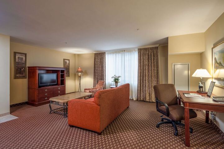 Room 34 of 85