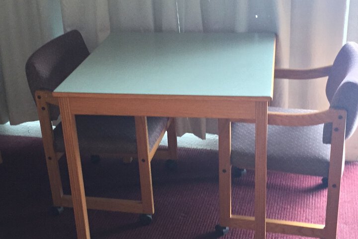 Room 30 of 37