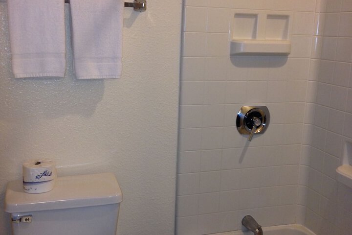Room 53 of 56