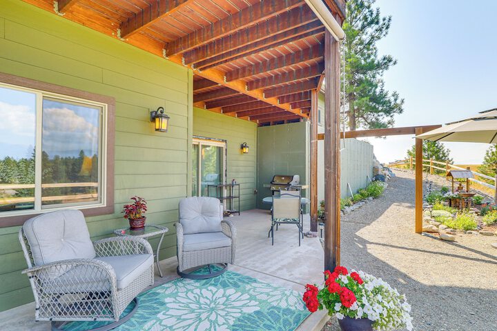 Cozy Eureka Getaway - Hike Bike, Hunt & Fish!