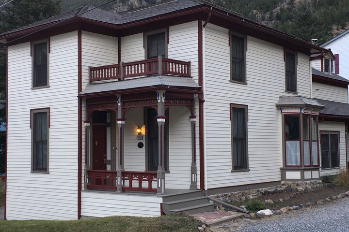 Rose Street Bed & Breakfast