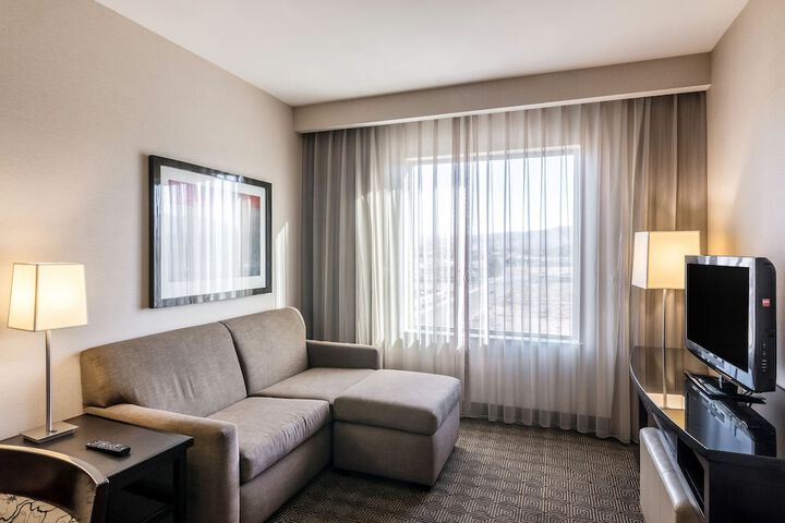 Embassy Suites Palmdale