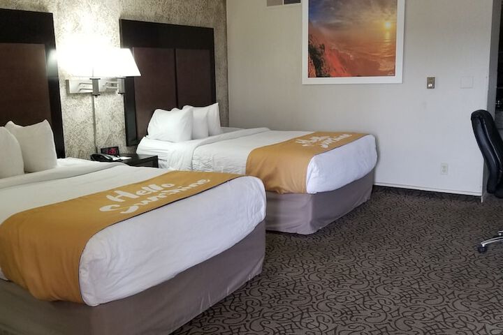Days Inn & Suites by Wyndham Trinidad
