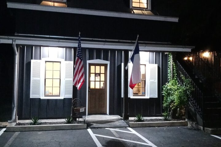 The Winchester Lodge