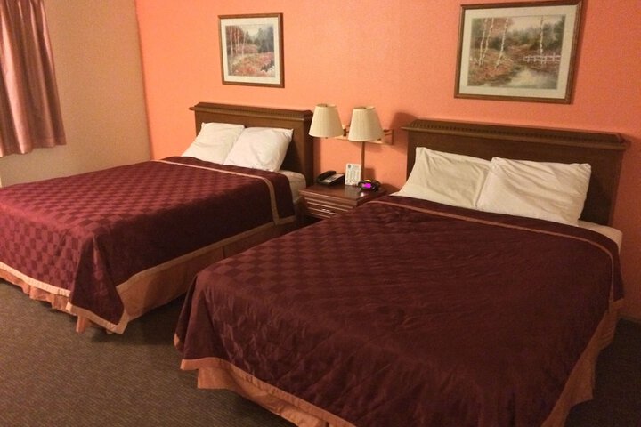 Room 15 of 36