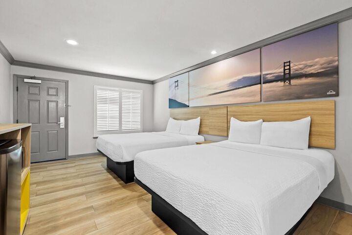 Days Inn by Wyndham San Francisco S / Oyster Point Airport