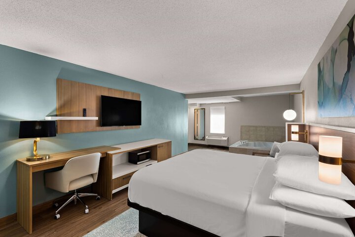 Wyndham Garden Ankeny / Des Moines