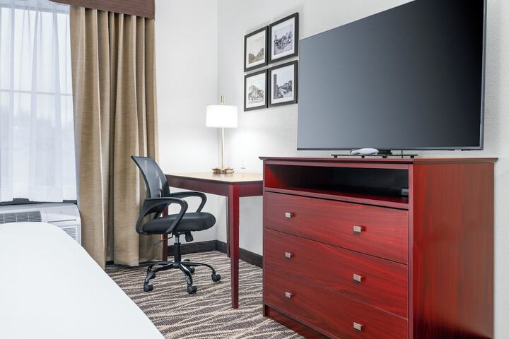 Cobblestone Hotel & Suites - Lynden