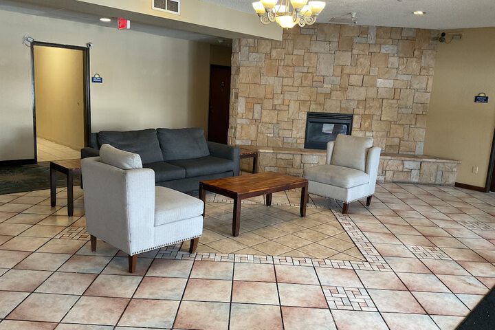 Hotel Interior 6 of 23