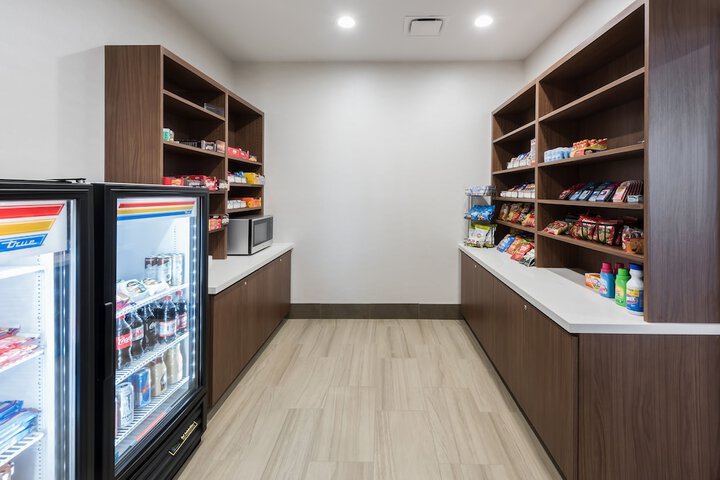Holiday Inn Express & Suites West Plains Southwest by IHG
