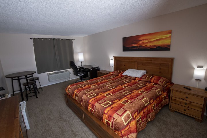 Room 66 of 154
