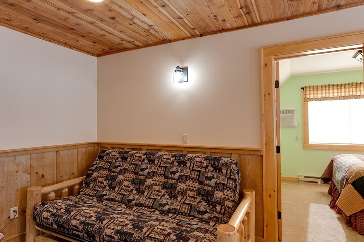 Room 122 of 153
