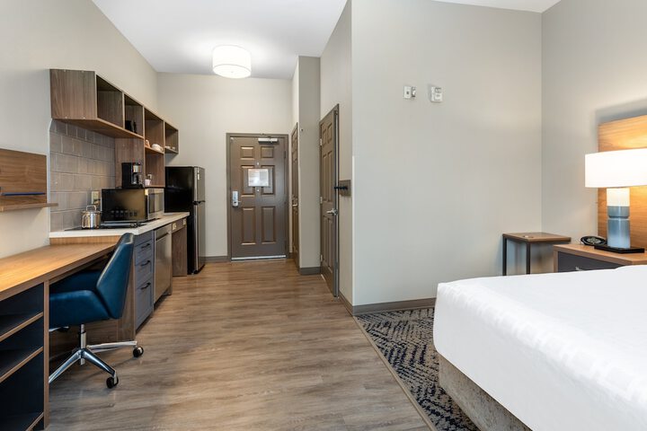 Room 43 of 63