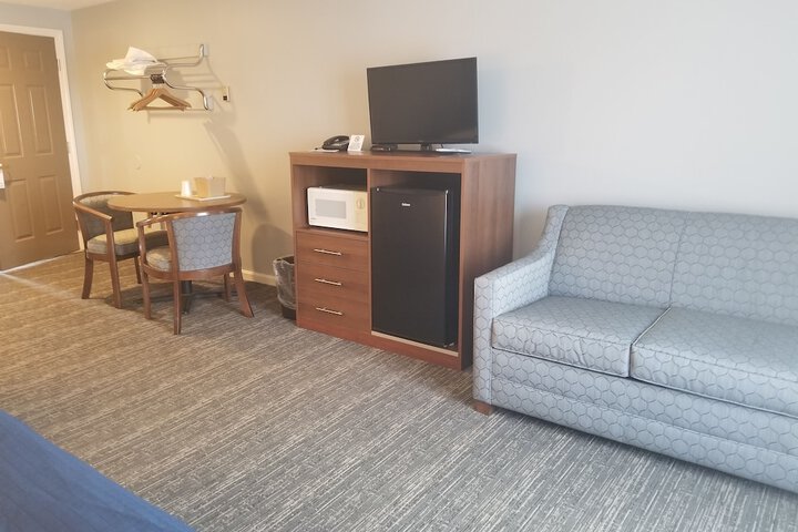 Room 43 of 49