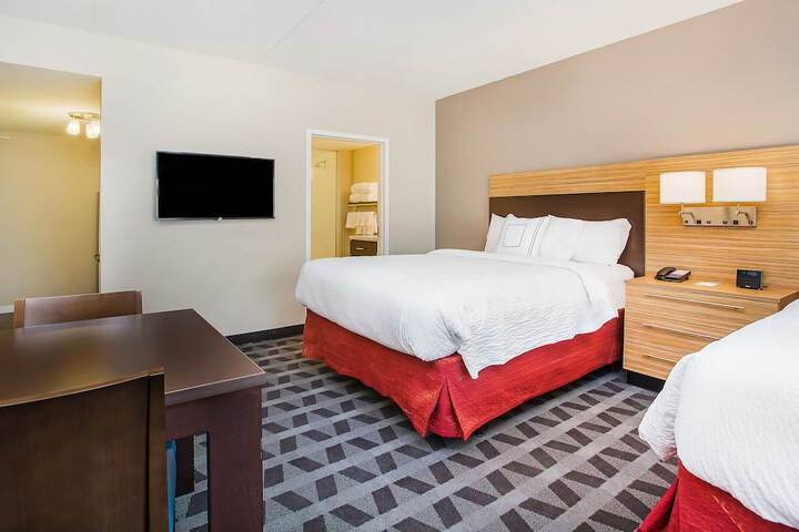 Room 21 of 30
