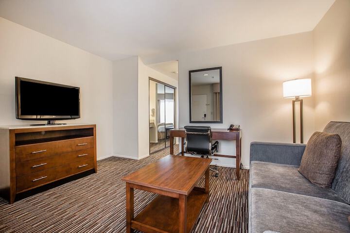 Room 16 of 35