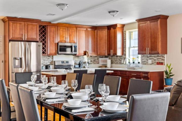555-2 6BR Quincy - Spacious Apt near Boston - Perry Beach