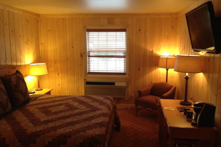 Room 18 of 43