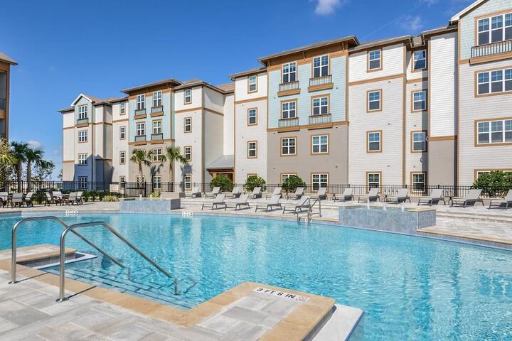 Landing Apartments near South Apopka FL