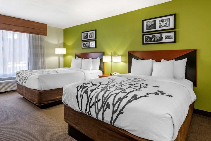Room 20 of 38