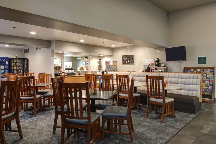 Best Western North I-25 Hotel