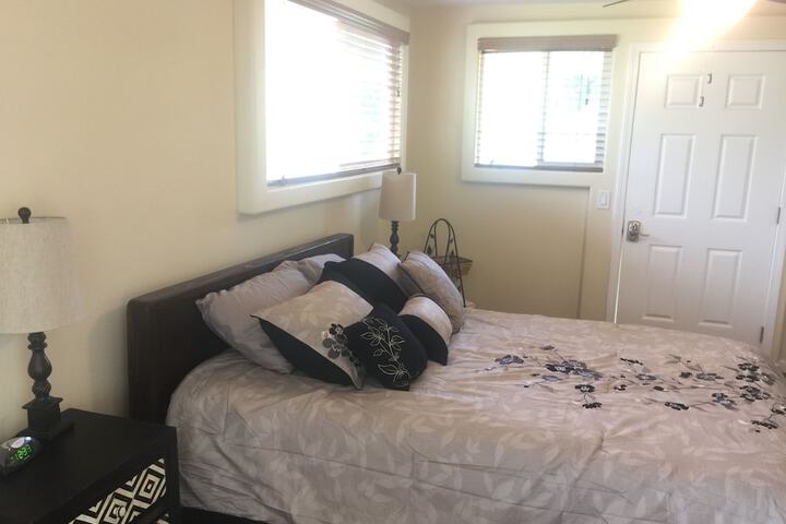 Aarons Cottage