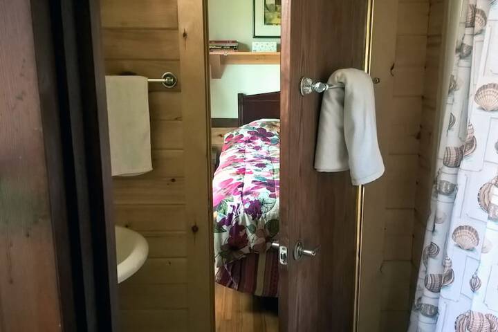 Room 65 of 156