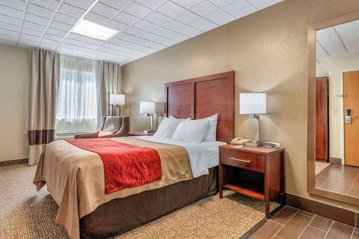 Room 12 of 38