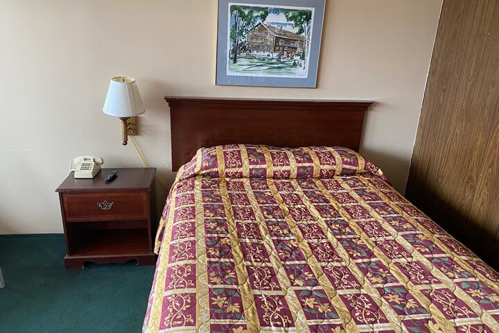 Room 16 of 20