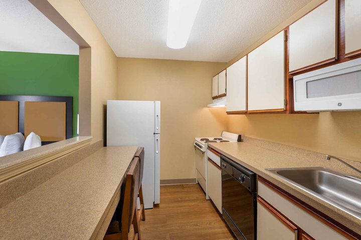 Extended Stay America Suites Cleveland Great Northern Mall
