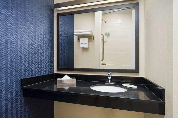 Room 20 of 36