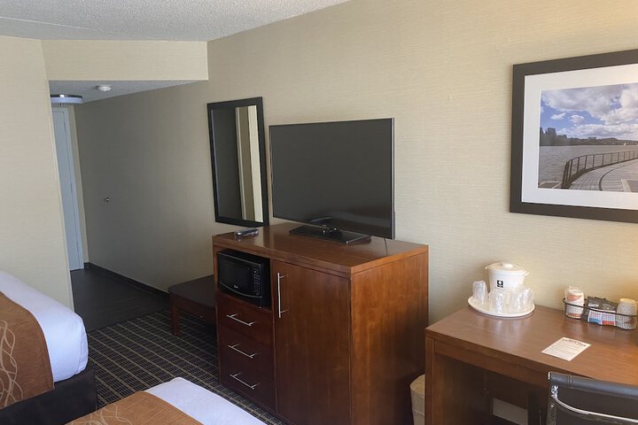 Room 8 of 23