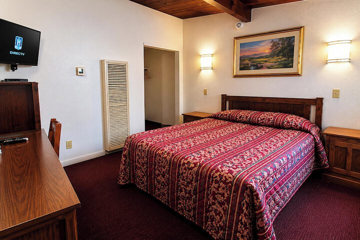 Santa Fe Motel Tehachapi by Hotel O