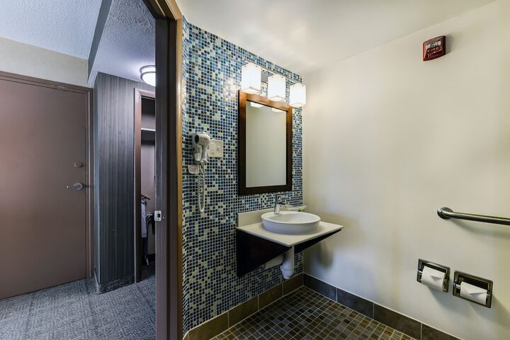 Holiday Inn Express Washington DC N-Silver Spring by IHG
