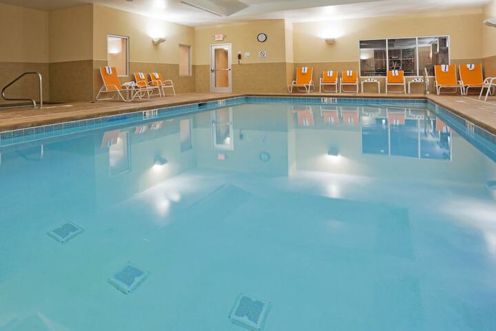 Pool 8 of 44