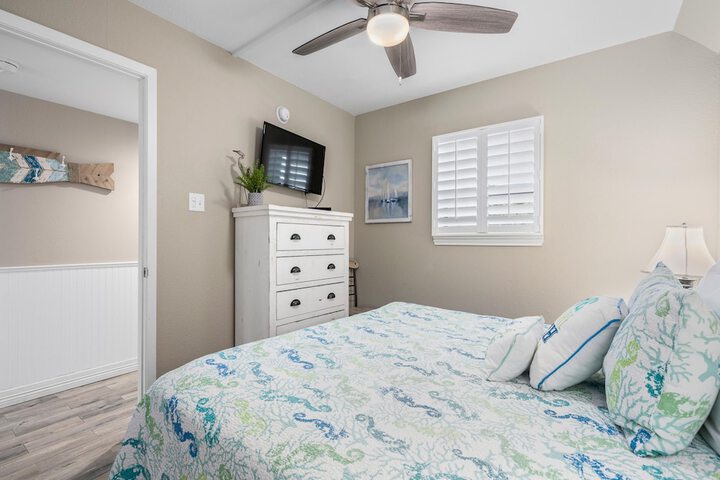 Room 162 of 248