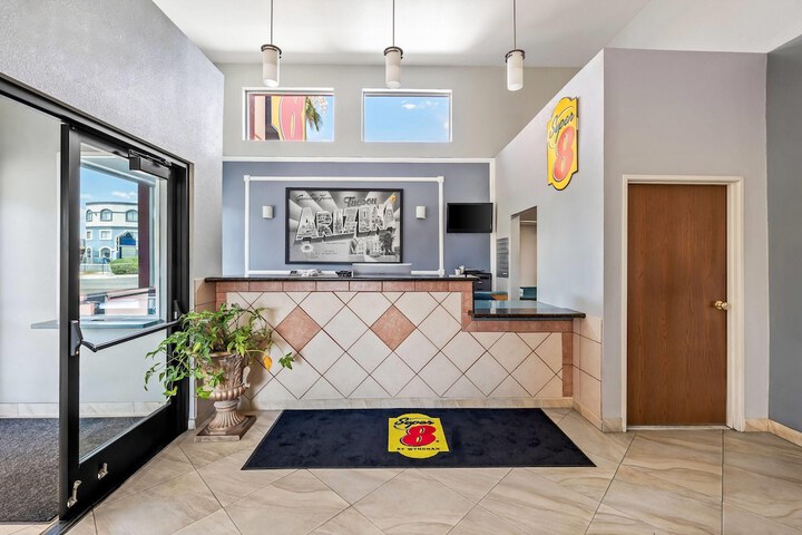 Super 8 by Wyndham Marana / Tucson Area