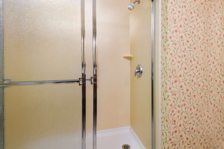 Room 20 of 27